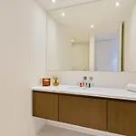 Huswell - Majestic New Penthouse With 2 Parkings Apartment *