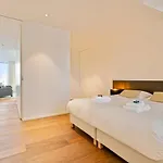 Huswell - Majestic New Penthouse With 2 Parkings Apartment *