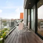 Huswell - Majestic New Penthouse With 2 Parkings Apartment